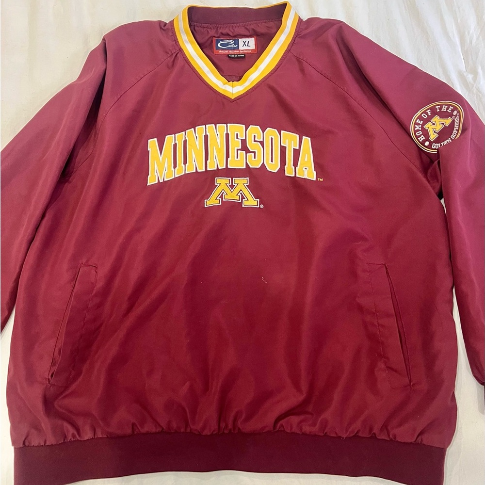 Minnesota V-Neck Sweater - Maroon